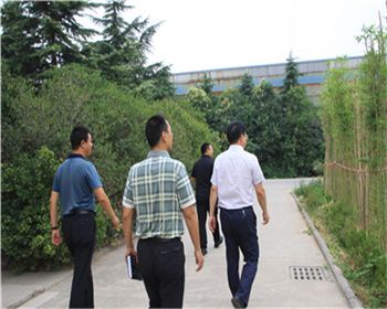 新鄉(xiāng)經(jīng)開區(qū)領導劉書記一行再顧億龍